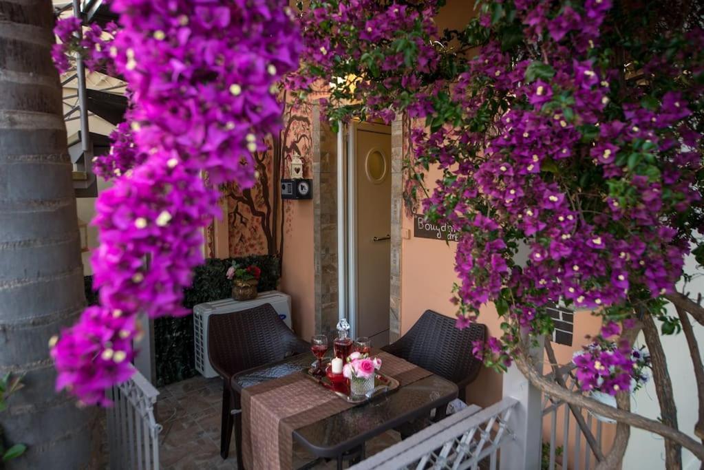Bougainvillea House 1 Kalamata Exteriör bild